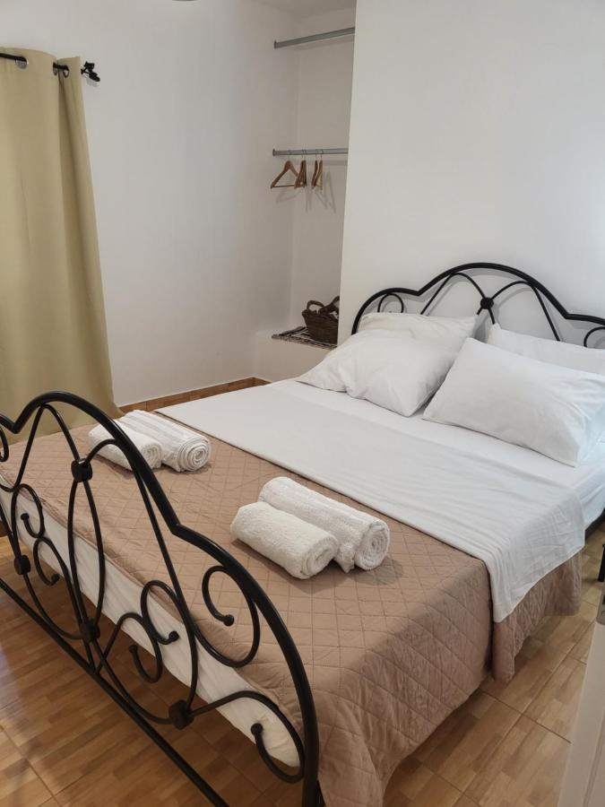 Houlia Home Διαμέρισμα Με Δωρεάν Χώρο Στάθμευσης Steniaí エクステリア 写真