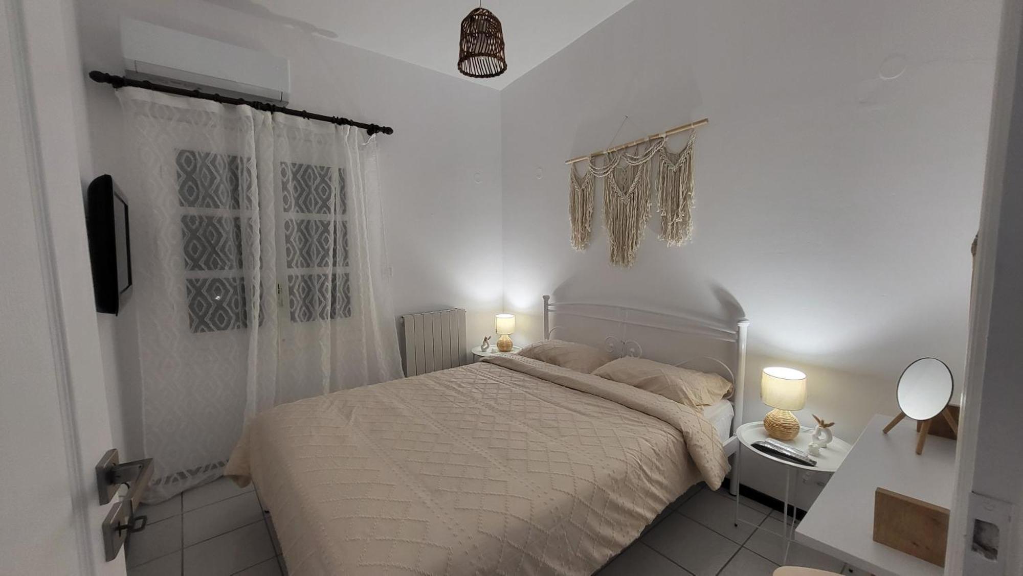 Houlia Home Διαμέρισμα Με Δωρεάν Χώρο Στάθμευσης Steniaí エクステリア 写真
